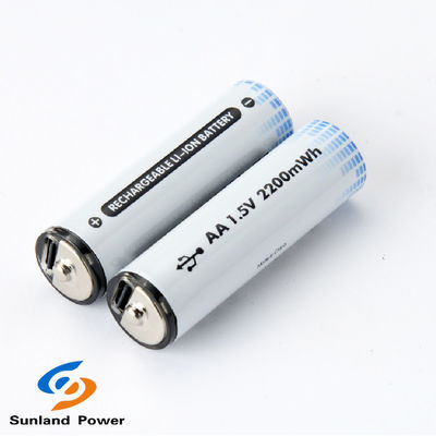 Batterie au lithium AA rechargeable de 1,5 V avec connecteur USB de type C